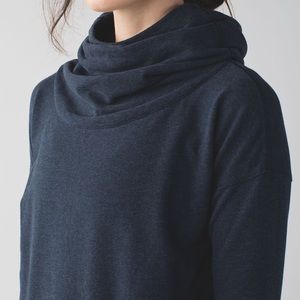 Lululemon Stress Less Hoodie
Heathered Naval Blue